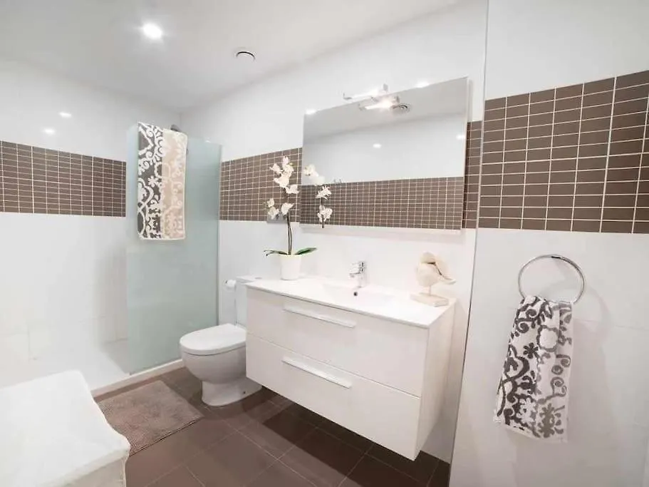 شقة Lujoso Apartamento A 1A Linea Del Mar يوريت دي مار
